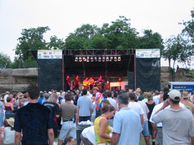 Jimmie Vaughn plays the blues on the green