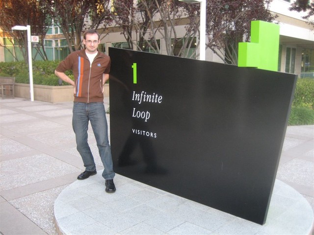Infinite Loop - Apple's campus